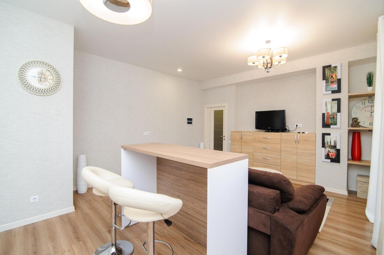 Extra Grand Lev Tolstoi Two Bedrooms Chisinau Exterior foto