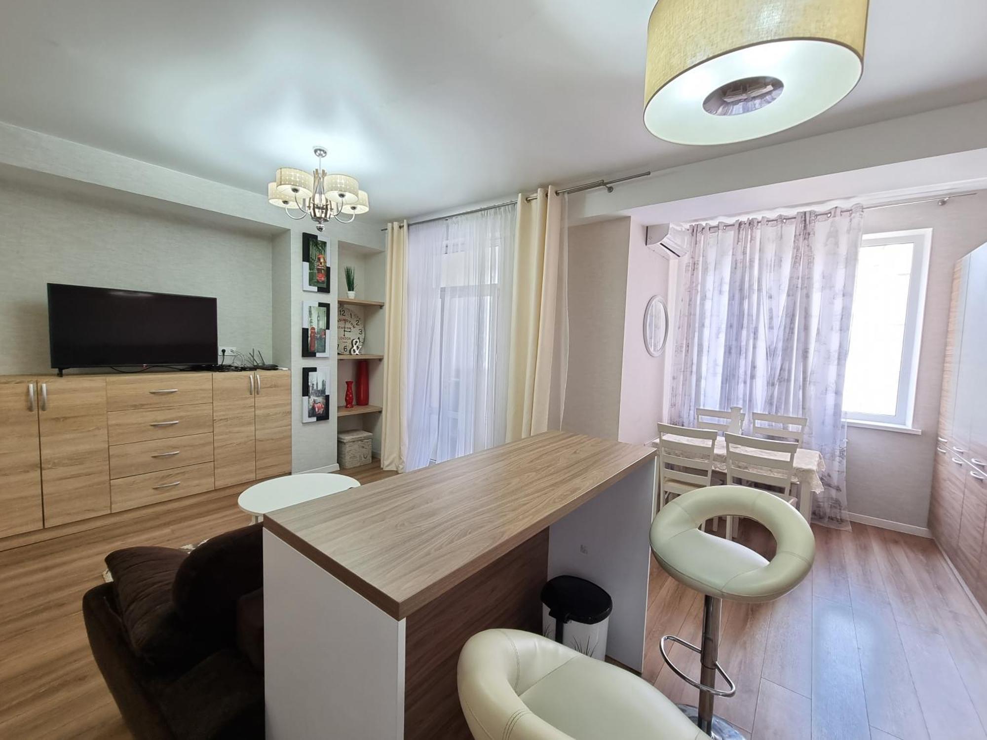 Extra Grand Lev Tolstoi Two Bedrooms Chisinau Exterior foto