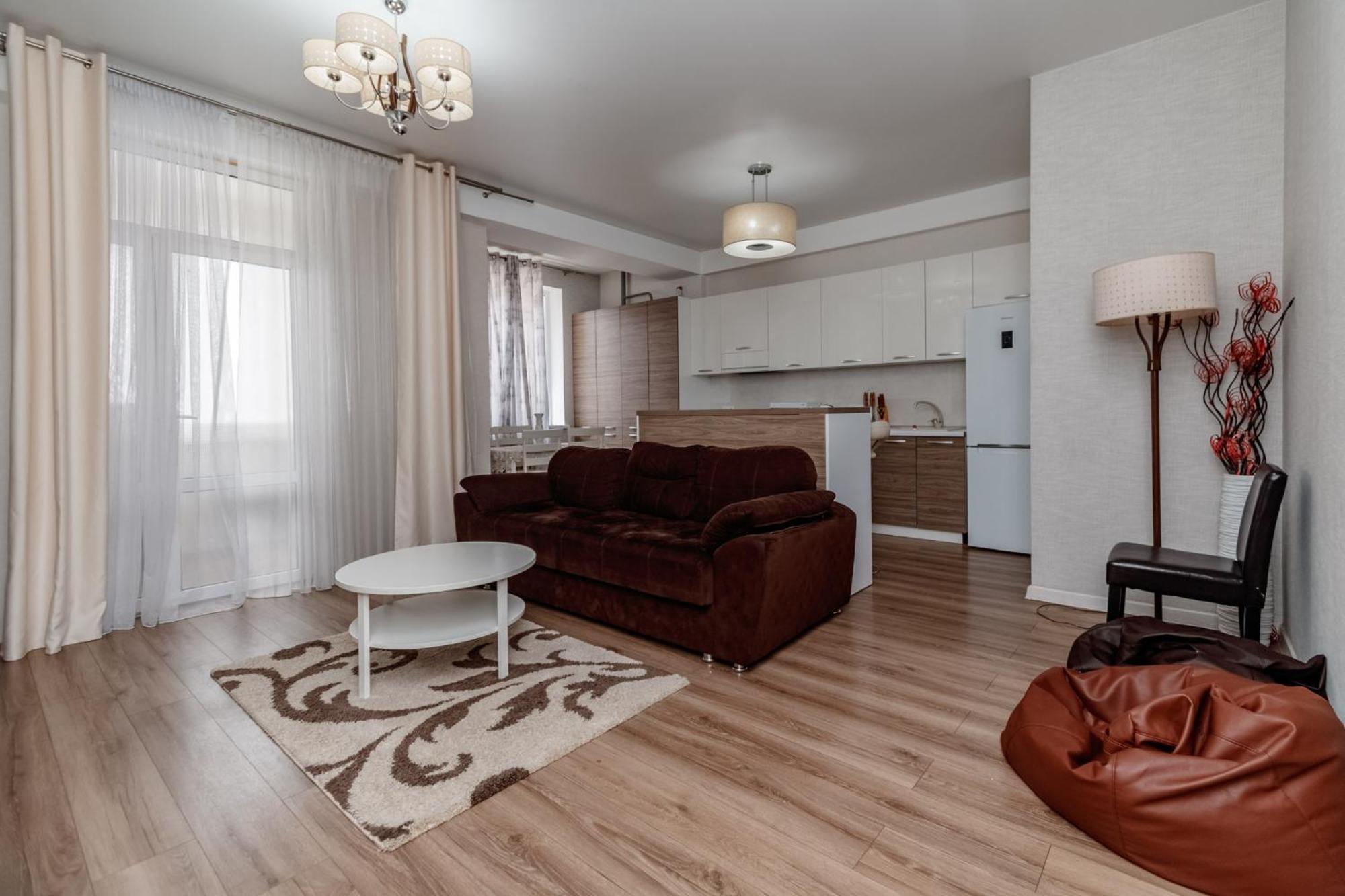 Extra Grand Lev Tolstoi Two Bedrooms Chisinau Exterior foto